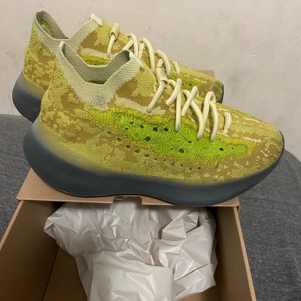 Yeezy 380 hylte
